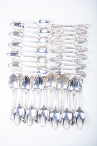 Lot 511 - A near set of Victorian silver flatware,...