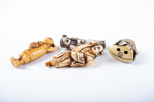 Lot 126 - Four Japanese ivory netsuke, Meiji/Taisho,...
