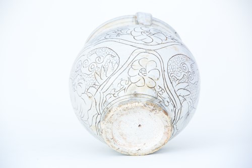 Lot 92 - 中国，磁州窑风格花瓶一件，20世纪