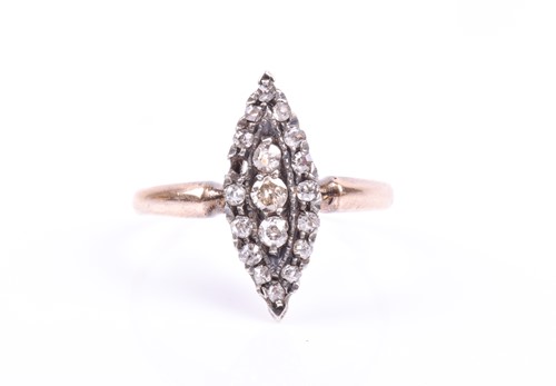 Lot 600 - An 18ct yellow gold and diamond ring, the...