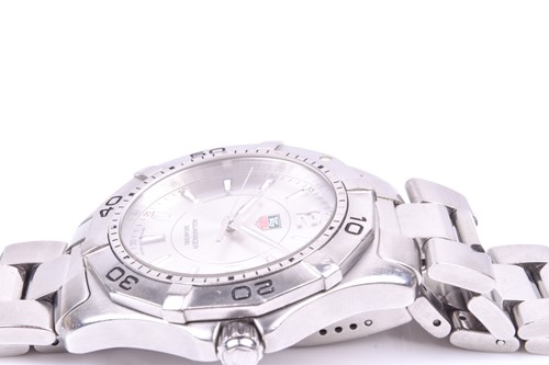 Lot 378 - A Tag Heuer Aquaracer stainless steel...