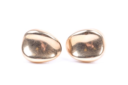 Lot 551 - Peter Wong; a pair of contemporary hollow gold...