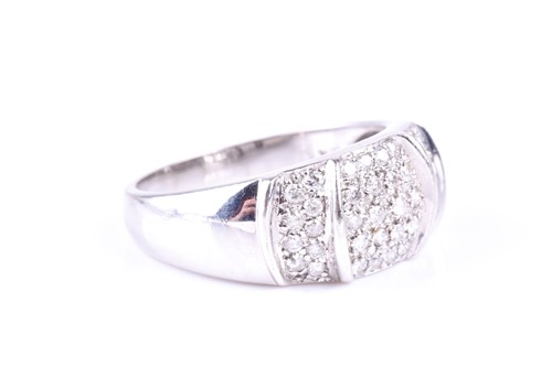 Lot 368 - A diamond set dress ring, the wide convex 9ct...