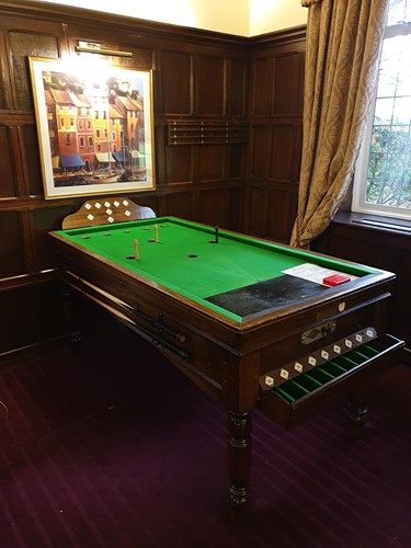 Lot 147 - A mid to late 20th century bar billiards table,...