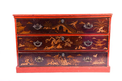 Lot 173 - A Geo III lacquered chinoiserie chest, 18th...