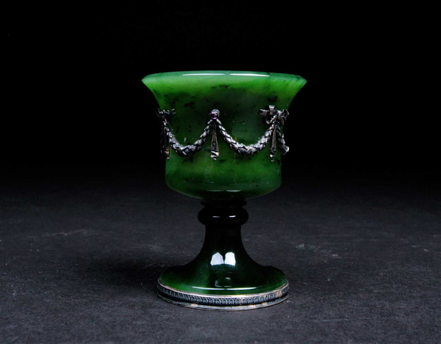 Lot 267 - A Faberge nephrite jade cup, 20th century, the...
