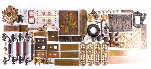 Lot 405 - A large quantity of door furniture, the...