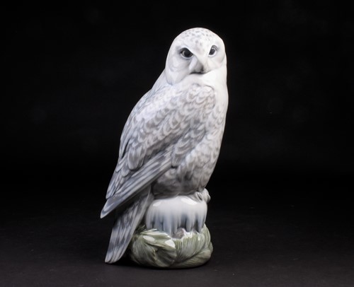Lot 343 - A large Royal Copenhagen model of a snowy owl,...