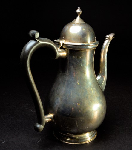 Lot 4 - A QEII silver coffee pot, Birmingham 1968 by...