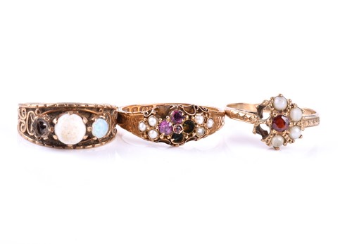 Lot 848 - A Victorian 15ct yellow gold, amethyst and...