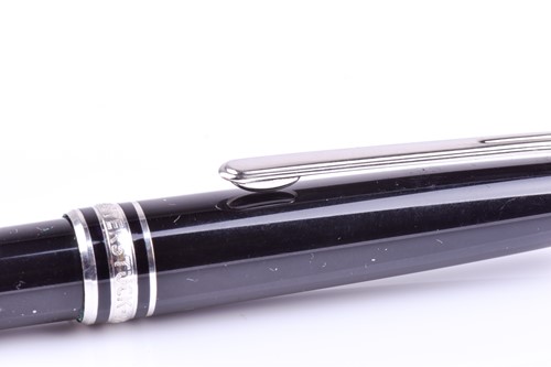 Lot 317 - A Montblanc Meisterstuck Pix ballpoint pen,...