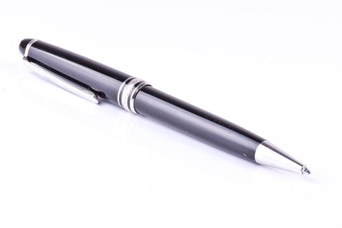 Lot 309 - A Montblanc Meisterstuck ballpoint pen, with...