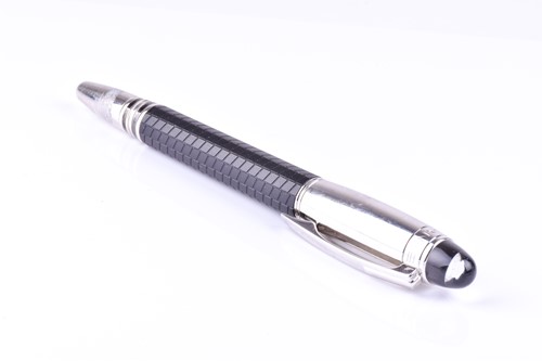 Lot 268 - A Montblanc Starwalker ballpoint pen, with...