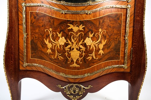 Lot 174 - A French style serpentine fronted glazed...