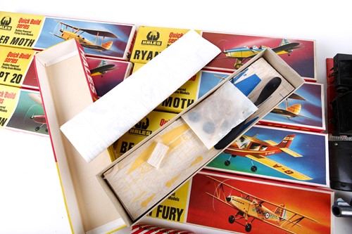 Lot 509 - A collection of boxed model aircraft kits, to...