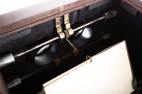 Lot 428 - A tabletop Stereoscopic viewer, early 20th...