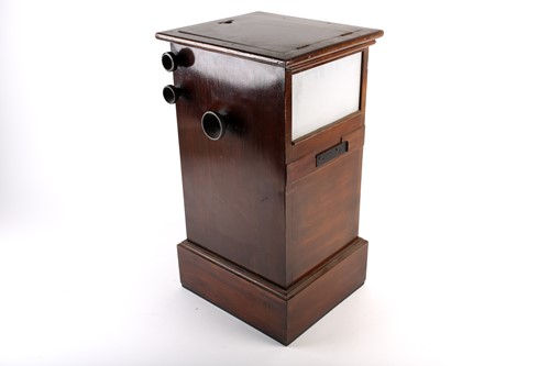 Lot 428 - A tabletop Stereoscopic viewer, early 20th...