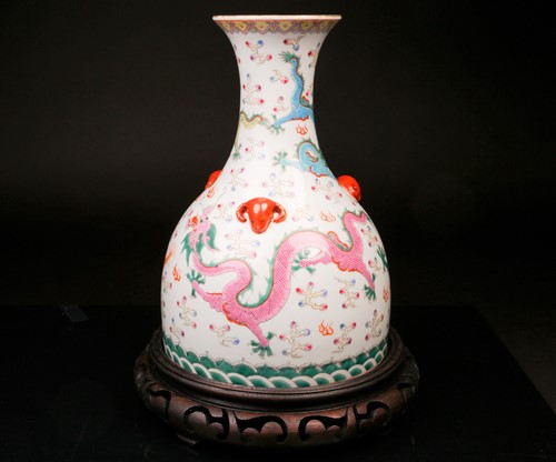 Lot 272 - A Chinese five dragon mallet shape vase, the...