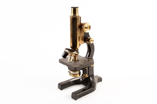 Lot 524 - A monocular microscope, by Hearson, London, no....