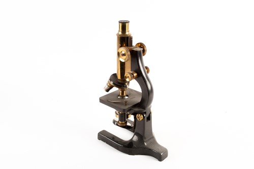 Lot 524 - A monocular microscope, by Hearson, London, no....