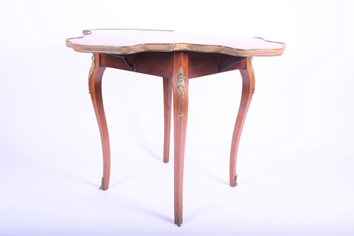Lot 151 - An early 20th century French kingwood and...