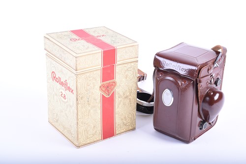 Lot 408 - A Rolleiflex 2,8F K7F TLR camera, serial...