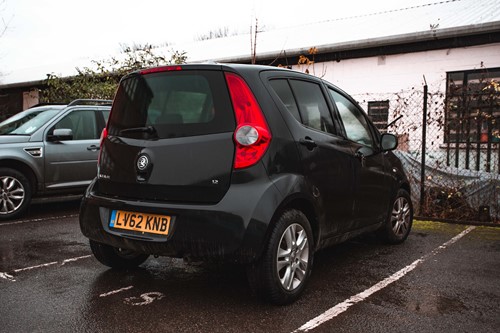 Lot 206 - A 2012 Vauxhall Agila SE 1.2 16v 5 door...