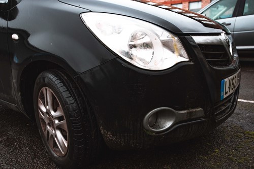 Lot 206 - A 2012 Vauxhall Agila SE 1.2 16v 5 door...