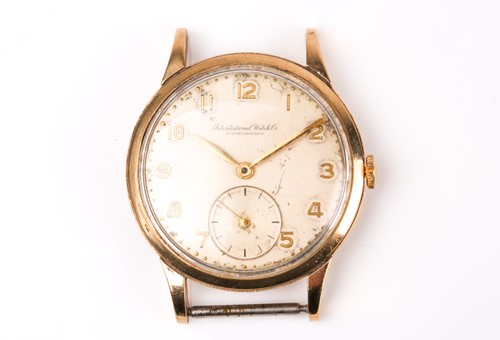 Lot 559 - A 1961 International Watch Company 9ct gold...