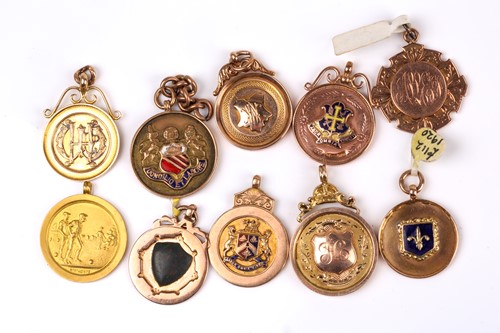 Lot 772 - A group of ten various early 20th century 9ct...