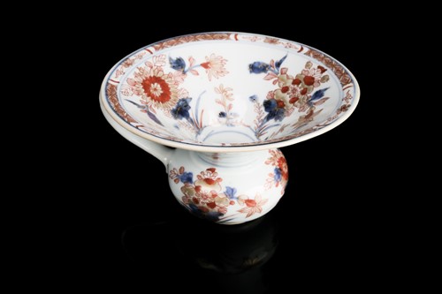 Lot 221 - Early 18th century "Chinese Imari" porcelain...