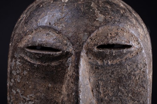 Lot 63 - A Hembe mask, Democratic Republic of Congo,...