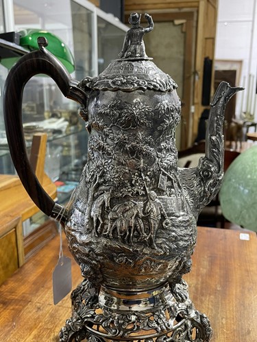 Lot 433 - A George IV fine silver coffee pot on...