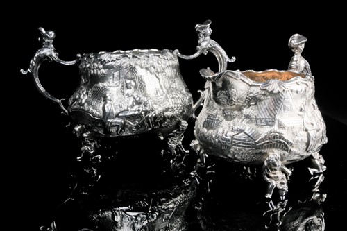 Lot 431 - A William IV / early Victorian silver creamer...