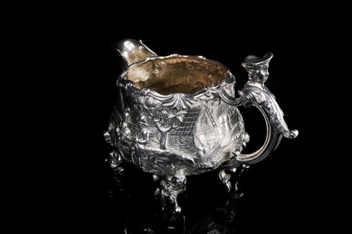 Lot 431 - A William IV / early Victorian silver creamer...