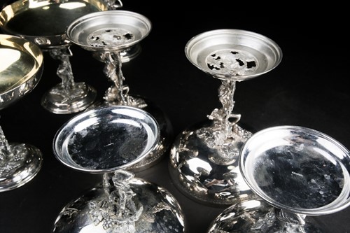 Lot 424 - A set of eight Lambidis silver-plated coupes,...