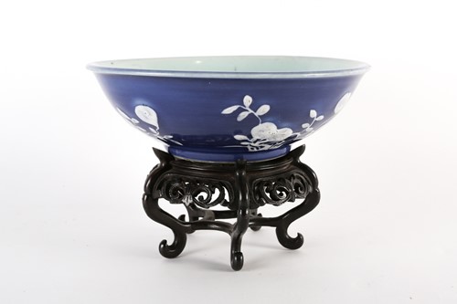 Lot 167 - A Chinese porcelain peach bowl, Qing, 19th...