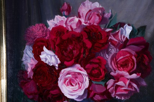 Lot 18 - A 20th century still life study, roses in a...