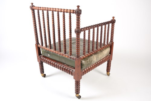 Lot 134 - A George IV / William IV turned yew wood...