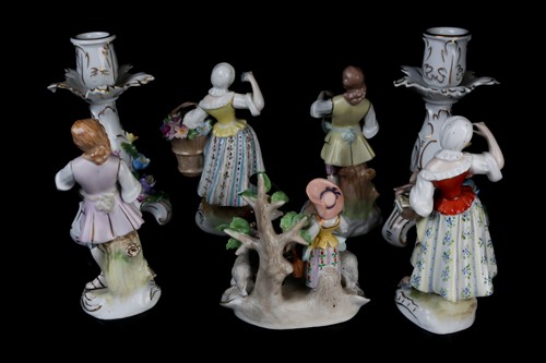 Lot 385 - A pair of 20th century Dresden porcelain...