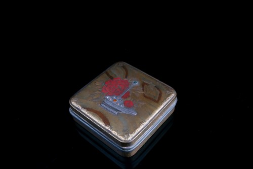 Lot 180 - Japanese Meiji period rouge and makie lacquer...
