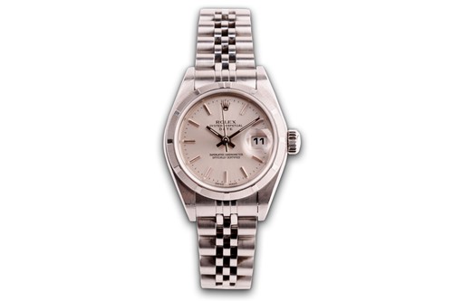 Lot 466 - A 2002 Rolex ref. 79190 DateJust Oyster...