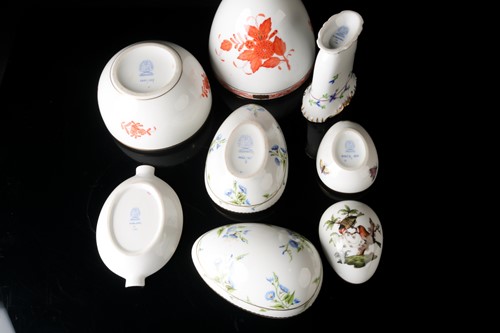 Lot 397 - Five pieces of hand-painted Herend porcelain,...