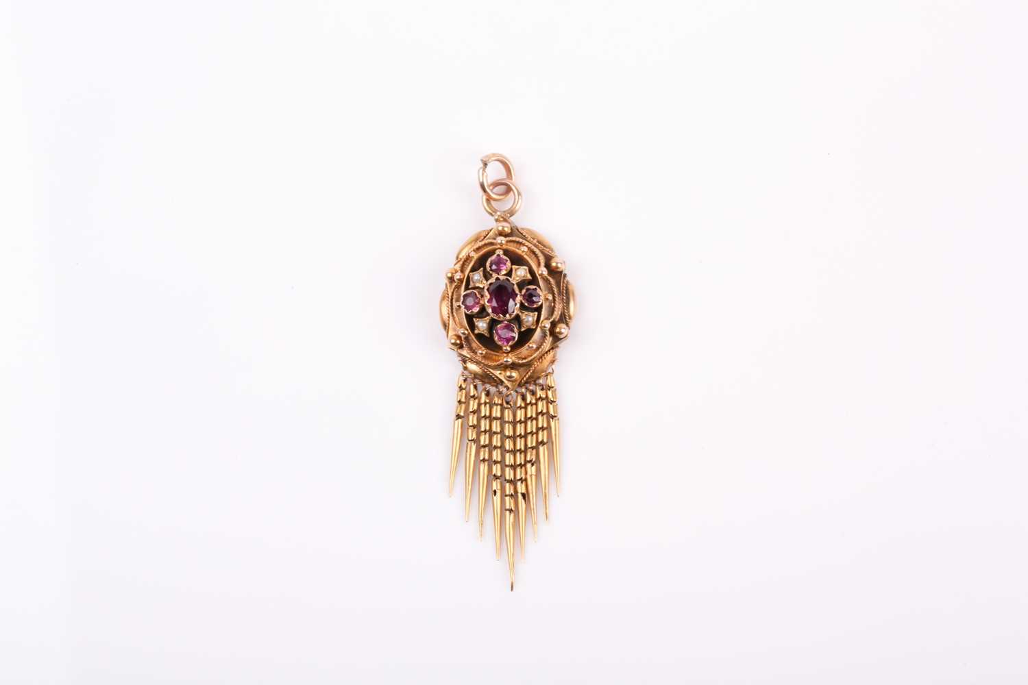 Lot 126 - A Victorian yellow gold and garnet pendant,...