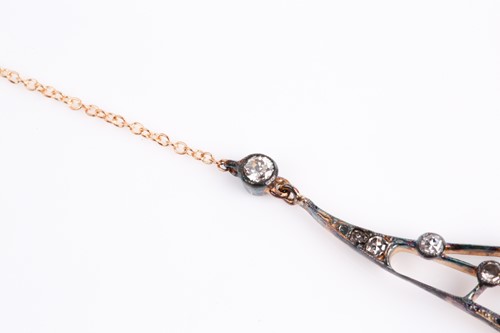 Lot 285 - A Belle Epoque style diamond necklace, the...