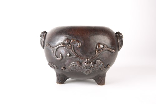 Lot 217 - A Japanese bronze tripod censer, Meiji period,...