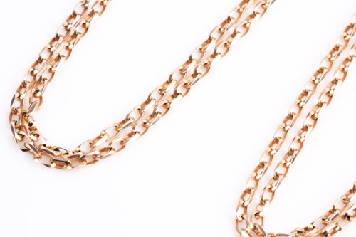 Lot 288 - A 9ct yellow gold rounded link chain necklace,...