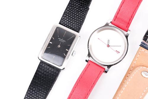 Lot 464 - A Universal Geneve wristwatch, the stainless...