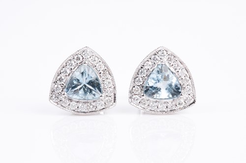 Lot 66 - A pair of 18ct white gold, diamond, and...
