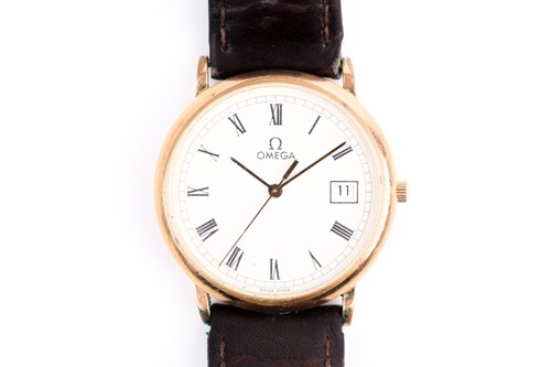 Lot 492 - An Omega Deville quartz wristwatch, the white...